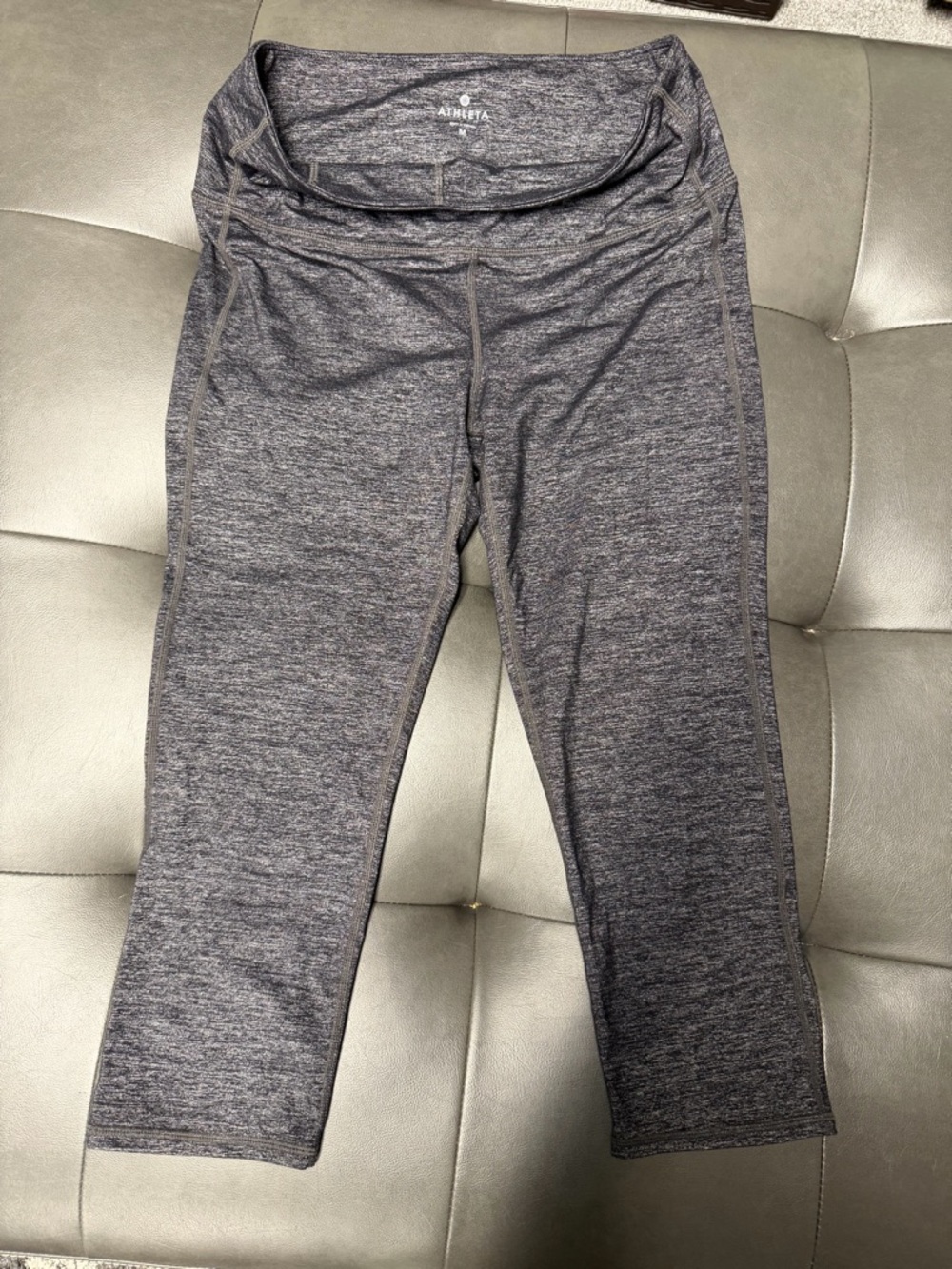 Athleta  Heathered Gray Performance Capri Leggings